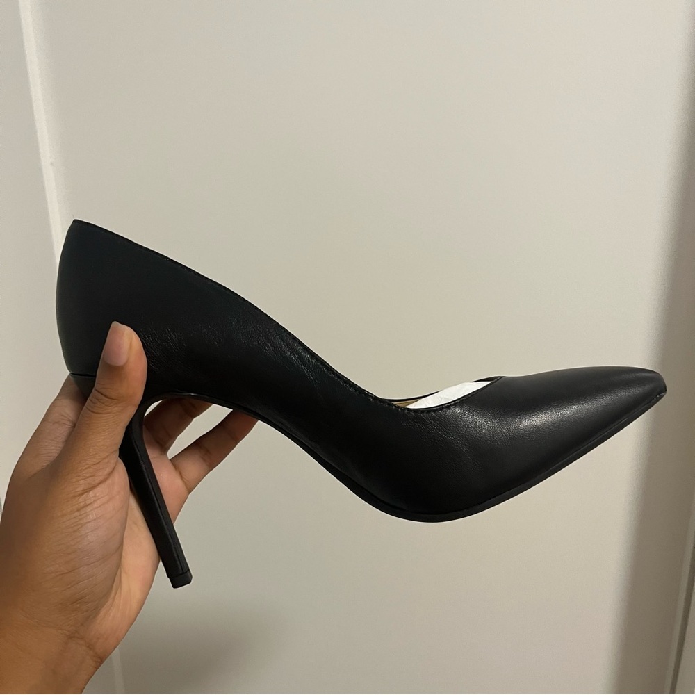 Jessica Simpson Black Heels